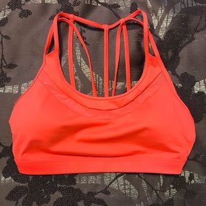 VSX strappy sports bra